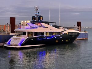 M/Y SKYE (Sunseeker 116)